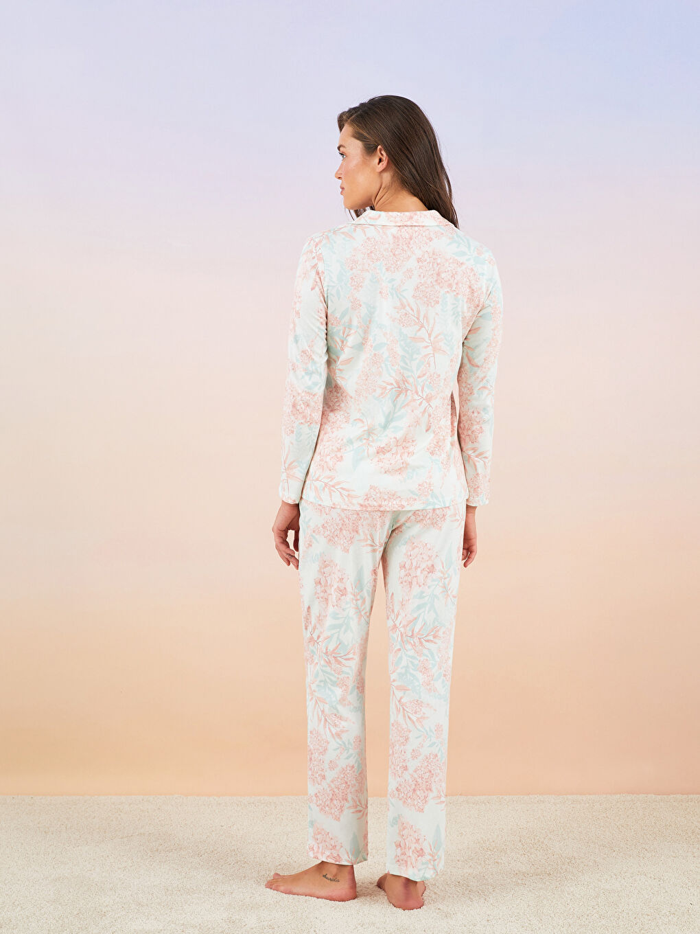 طقم بيجاما نسائي قطن بأكمام طويلة بنقشة ياقة قميص-4