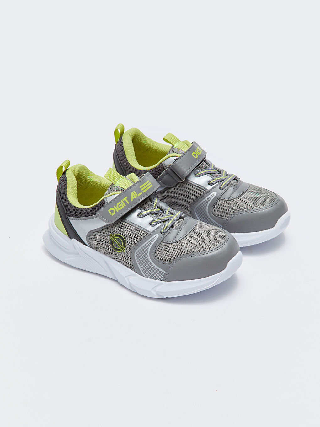 Gri Bağcık ve Cırt Cırtlı Erkek Çocuk Spor Ayakkabı