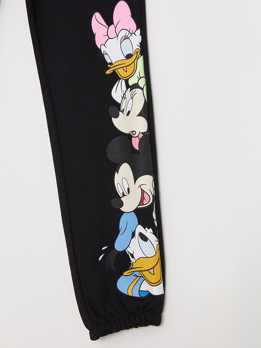 LCW Kids Elastic Waist Mickey and Friends Printed Girl Jogger Sweatpants -W2BR78Z4-CVL