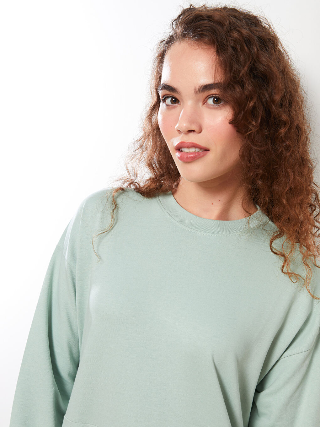 Crew Neck Straight Long Sleeve Cotton Women's Sweatshirt Tunic -W2BT08Z8-RDZ