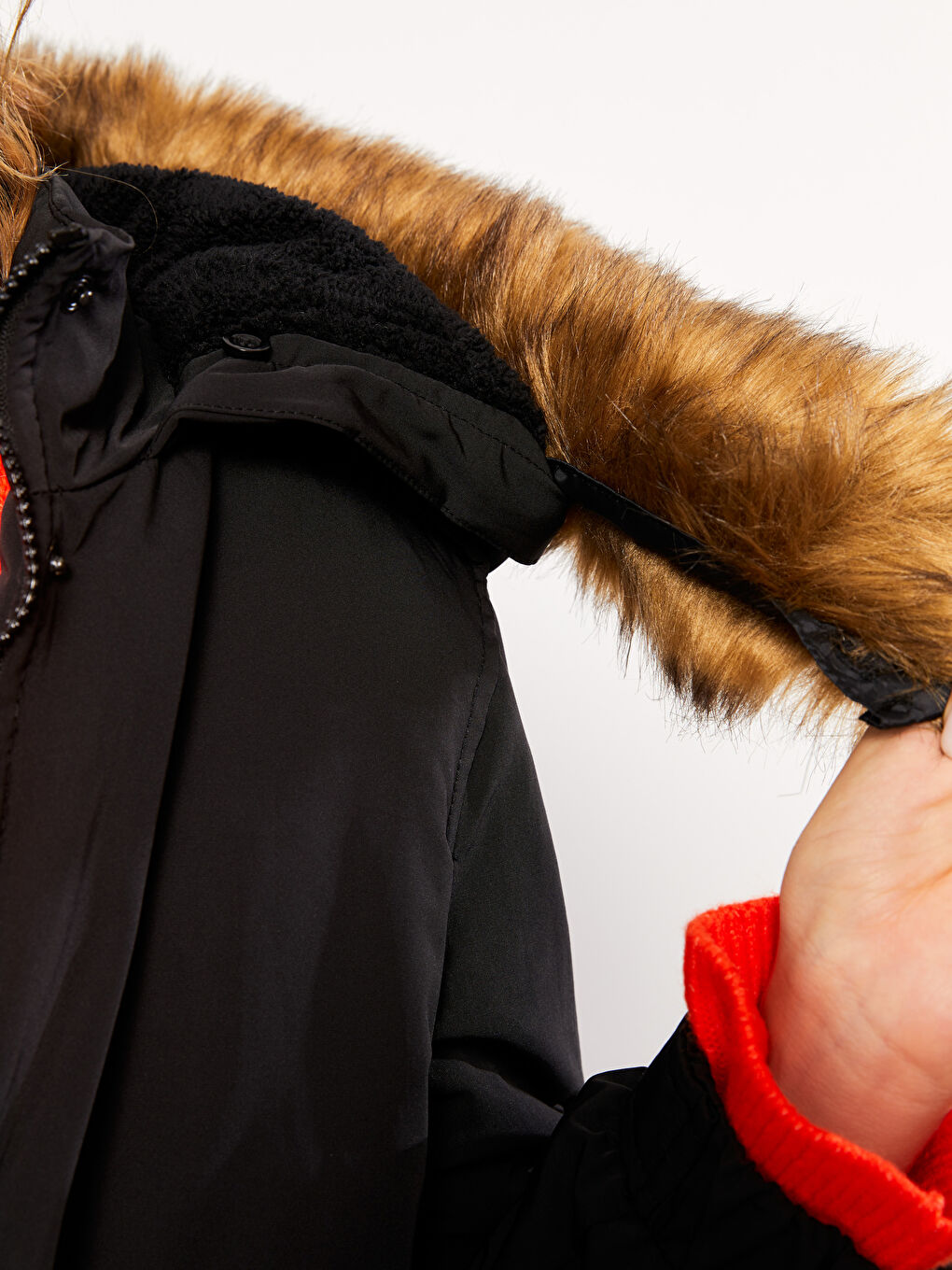 Siyah Kadın Kapüşonlu Düz Parka-4