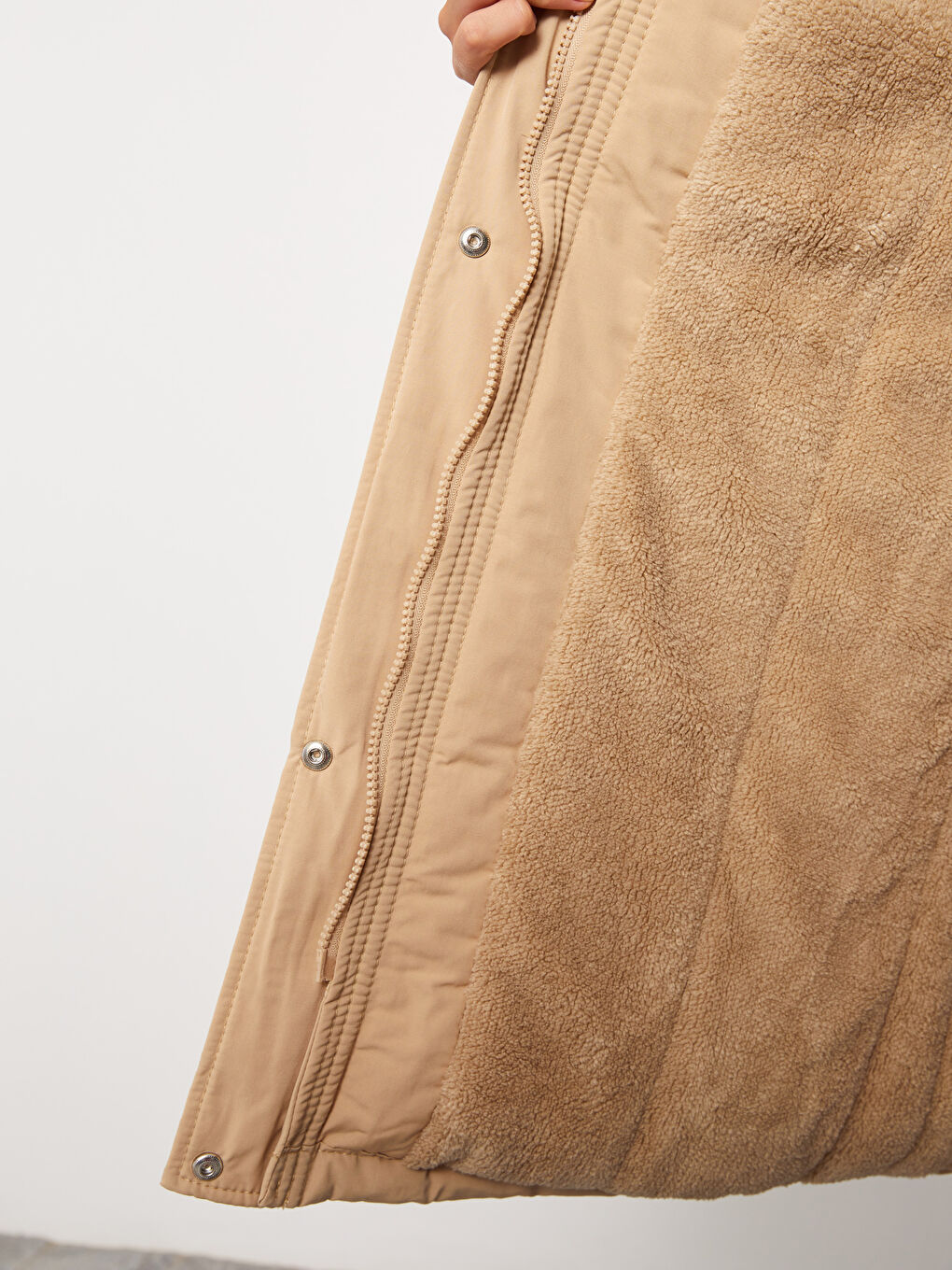 Bej Kadın Kapüşonlu Düz Parka-3