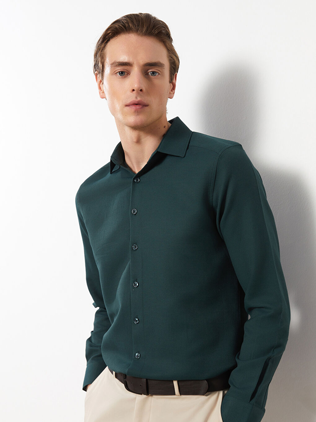 LCWAIKIKI Formal Slim Fit Long Sleeve Dobby Men's Shirt -W2BU51Z8-HQM