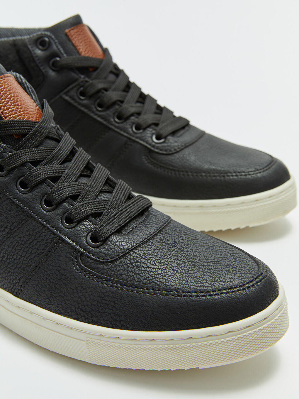 Siyah Bağcıklı Bilek Boy Erkek Spor Ayakkabı-2