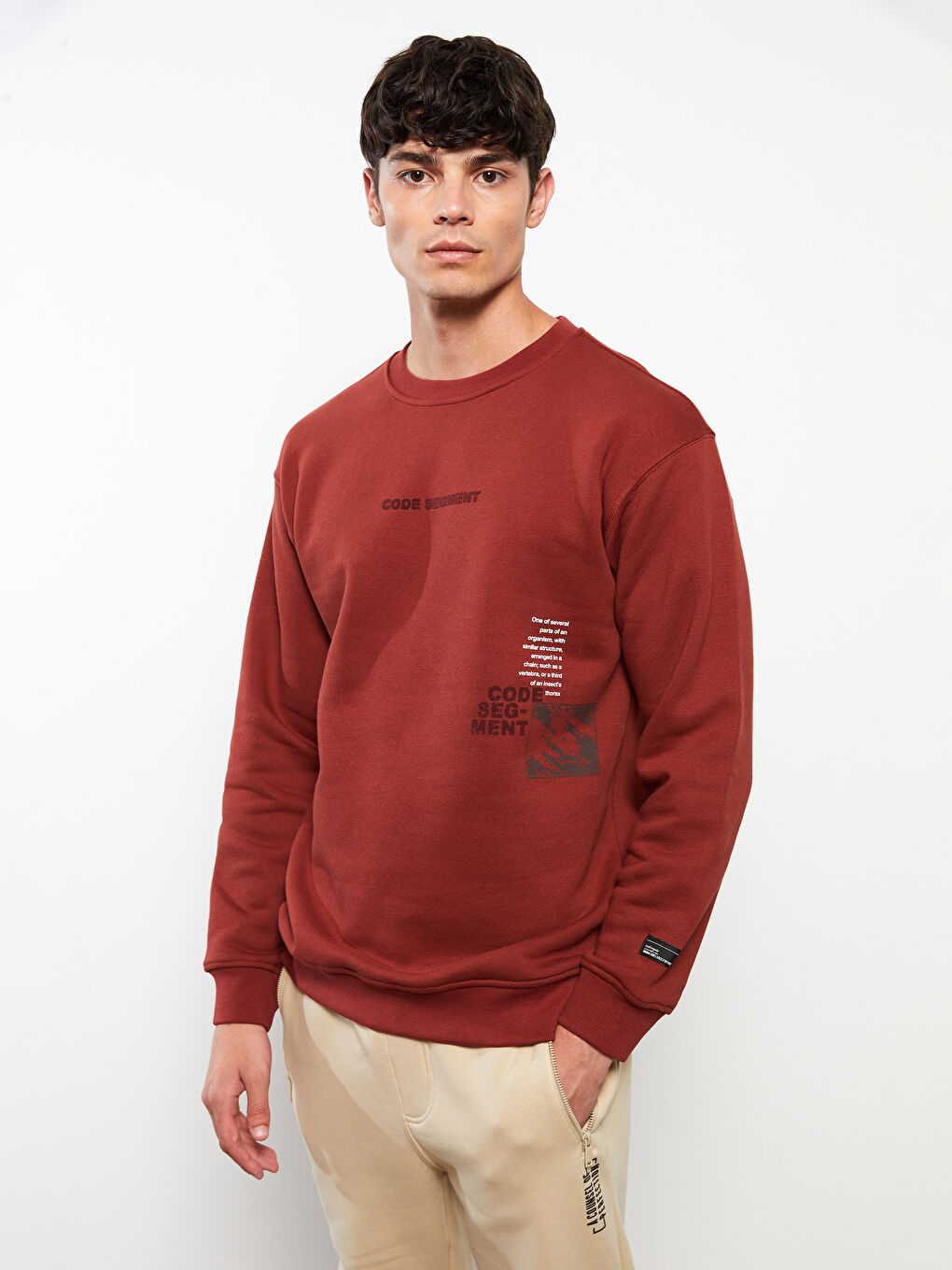 LCW Casual Bordo Bisiklet Yaka Uzun Kollu Baskılı Erkek Kalın Sweatshirt