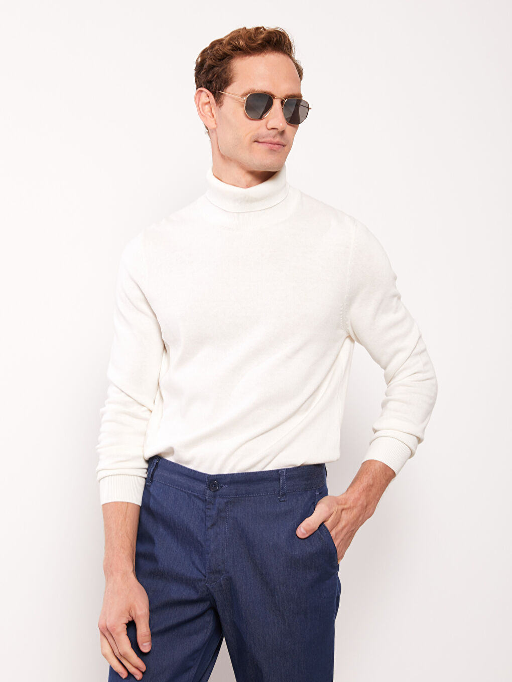 LCWAIKIKI Basic Turtleneck Long Sleeve Men's Knitwear Sweater -W2BY83Z8-R9J
