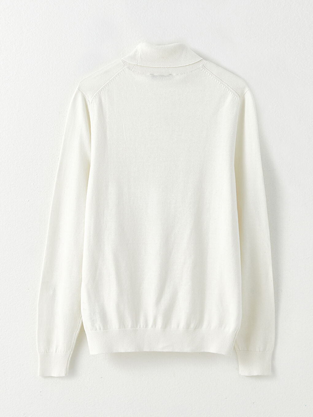 LCWAIKIKI Basic Turtleneck Long Sleeve Men's Knitwear Sweater -W2BY83Z8-R9J