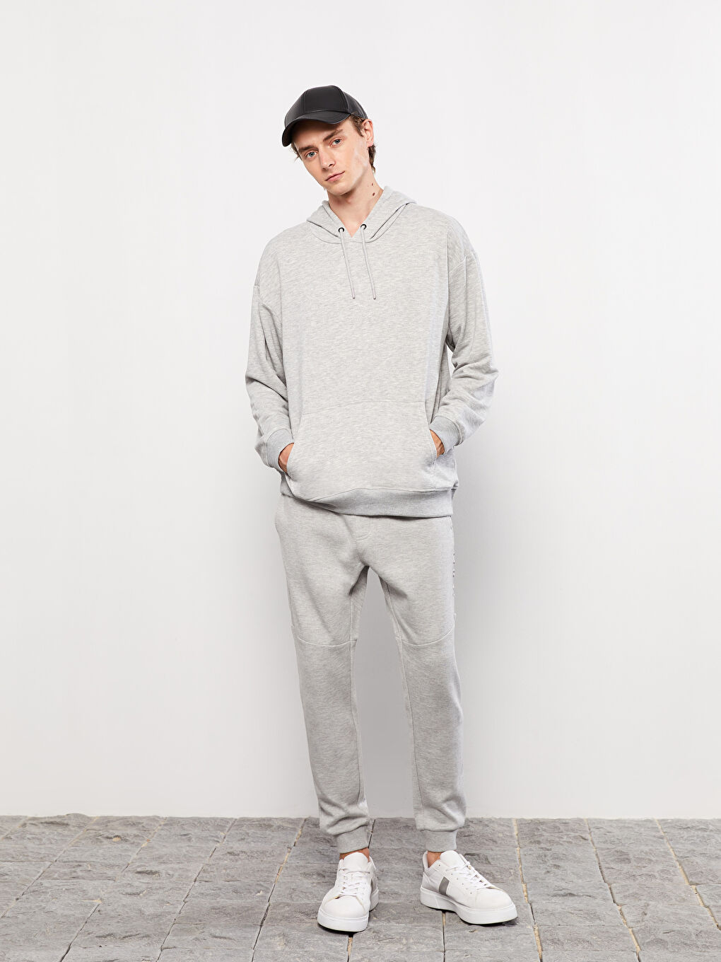 Gri Uzun Kollu Büyük Beden Erkek Hoodie-6