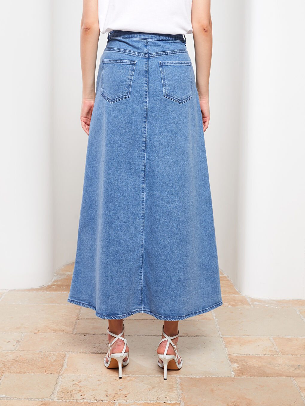 LCW ECO Women's Standard Fit Plain Denim Skirt -W2BY98Z8-311