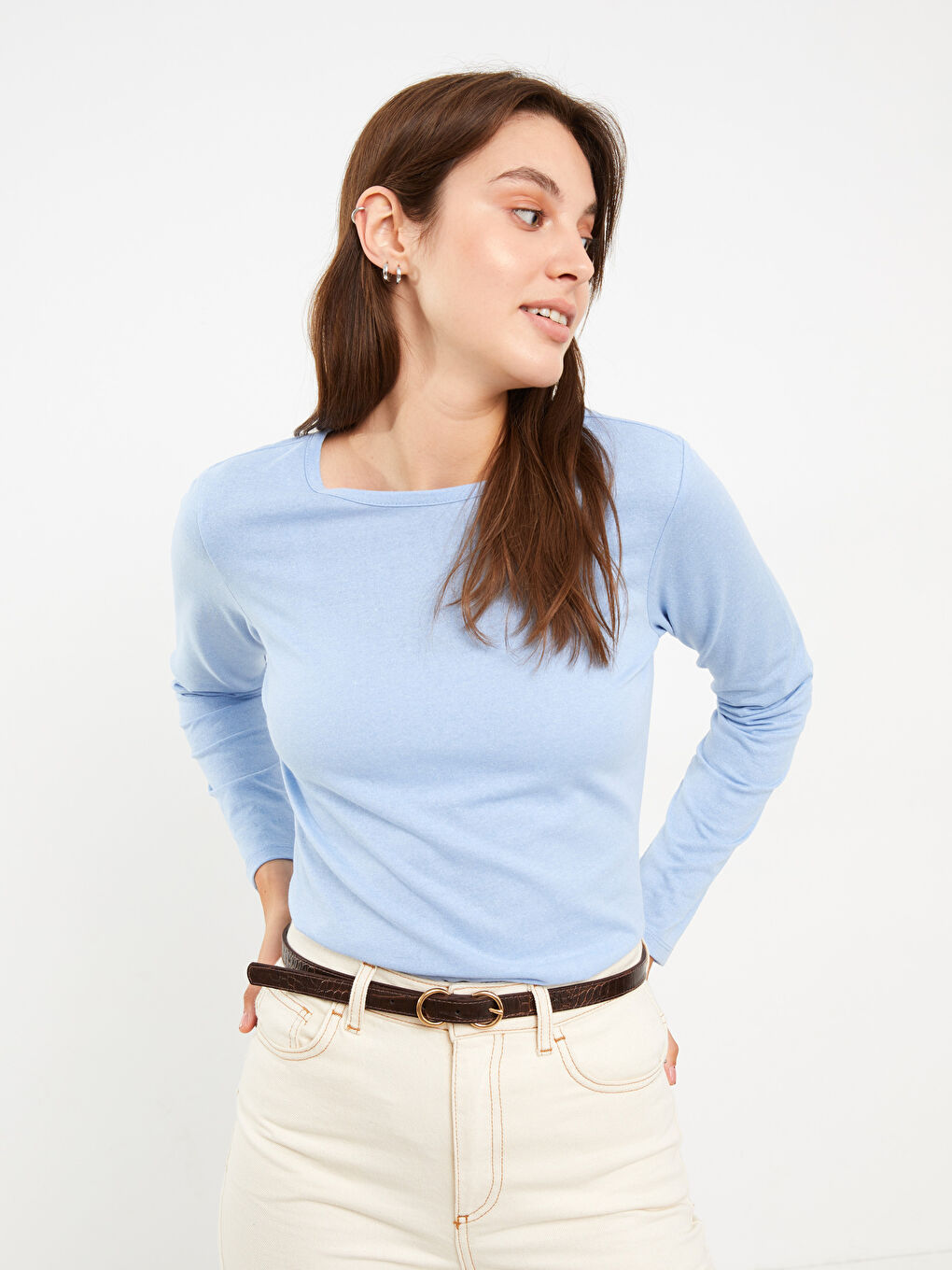 تيشيرت كم طويل سادة بياقة دائرية للسيدات-1