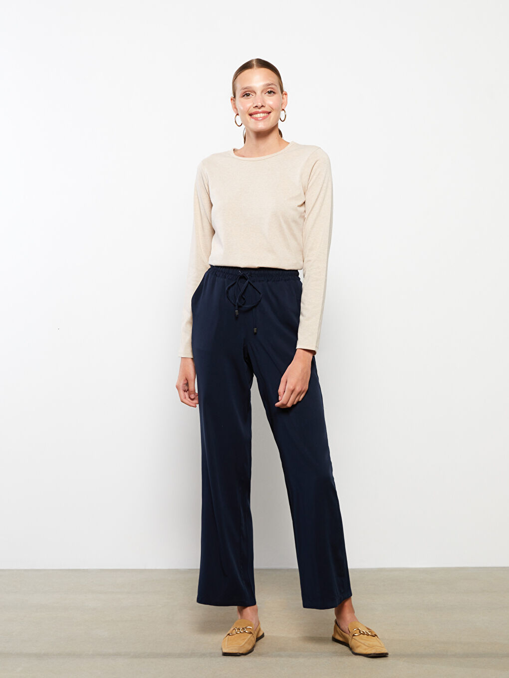 Bej Bisiklet Yaka Düz Uzun Kollu Kadın Tişört-1