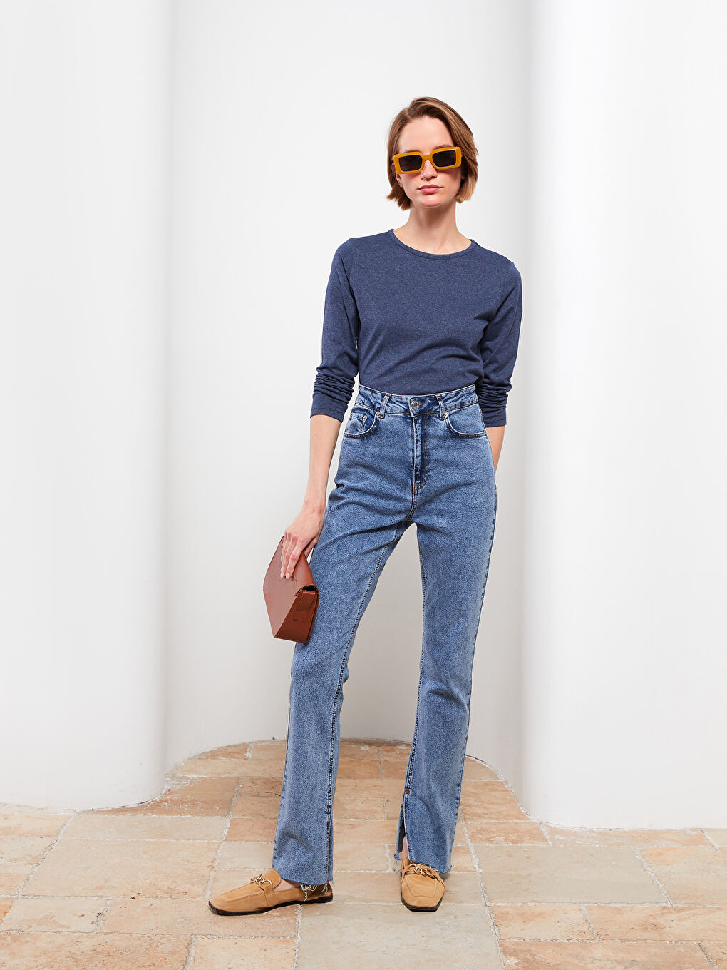 تيشيرت كم طويل سادة بياقة دائرية للسيدات-1