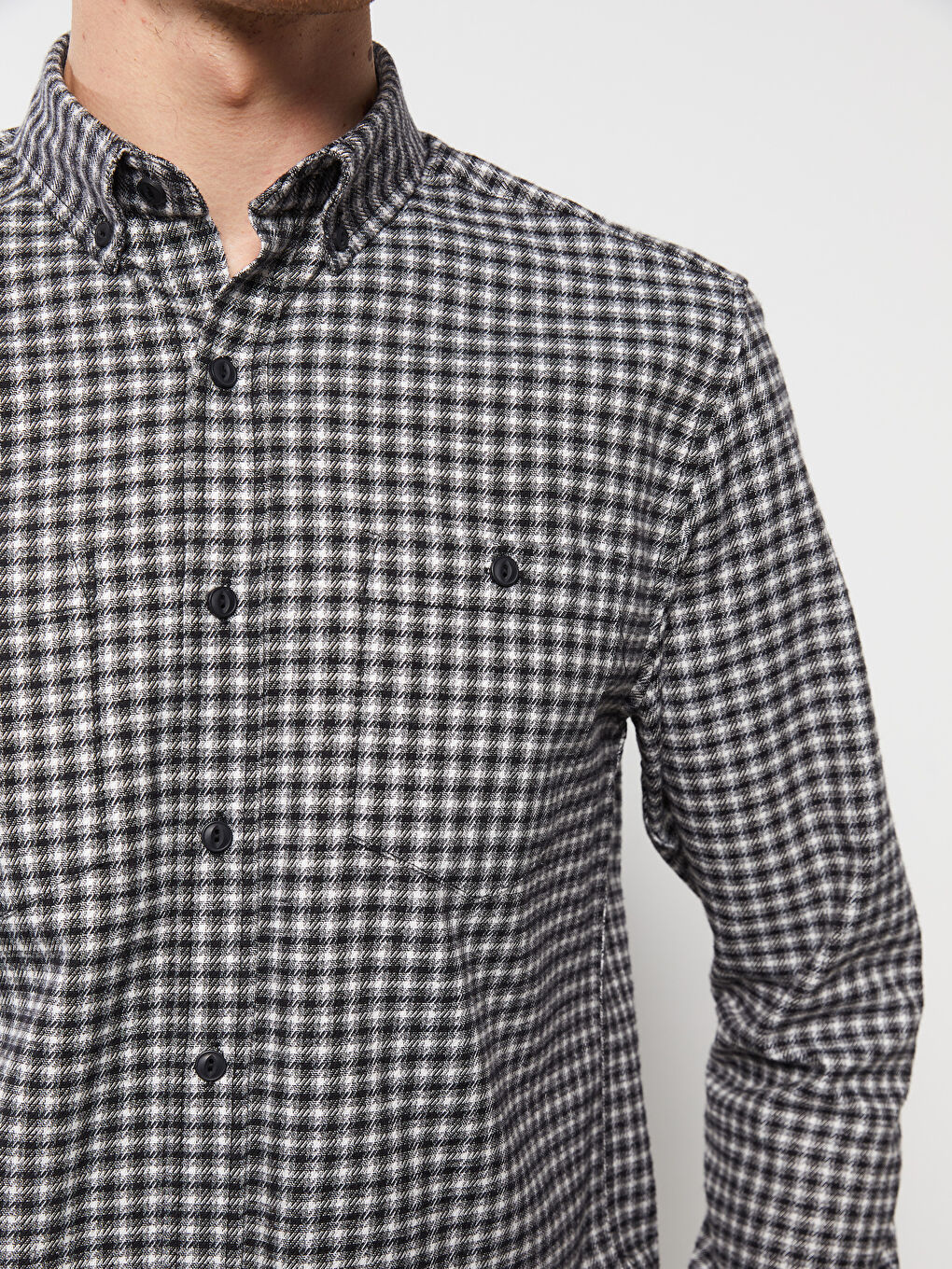 LCWAIKIKI Classic Regular Fit Long Sleeve Plaid Gabardine Men's Shirt -W2CA44Z8-LKX