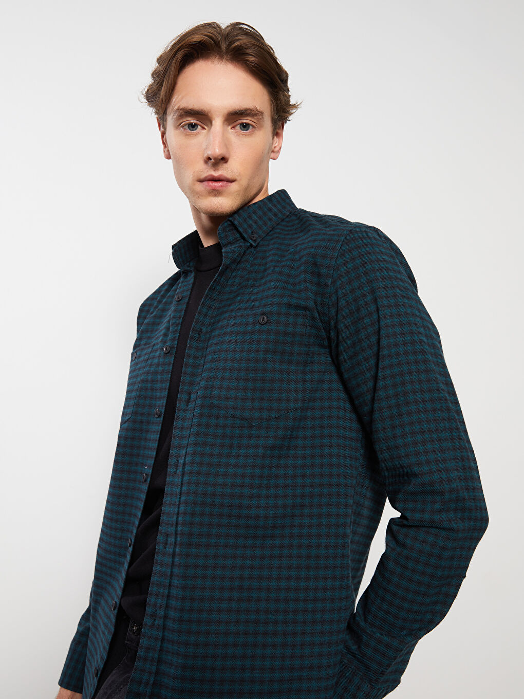 LCWAIKIKI Classic Regular Fit Uzun Kollu Ekose Gabardin Erkek Gömlek -W2CA44Z8-LM7