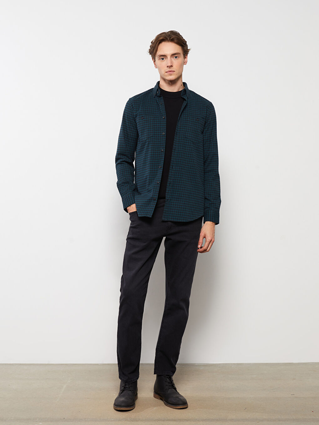 LCWAIKIKI Classic Regular Fit Uzun Kollu Ekose Gabardin Erkek Gömlek -W2CA44Z8-LM7