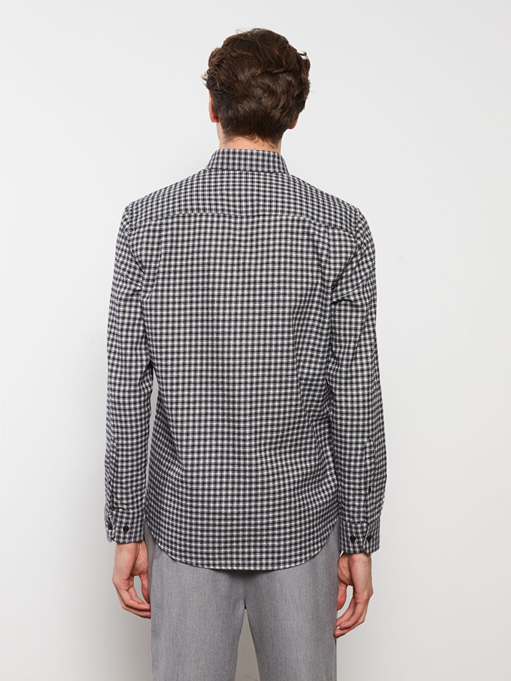 LCWAIKIKI Classic Regular Fit Long Sleeve Plaid Gabardine Men's Shirt -W2CA44Z8-LKX