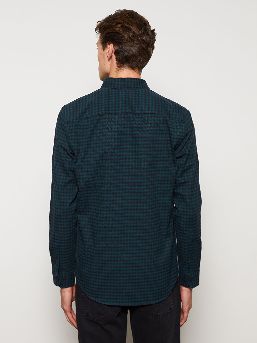 LCWAIKIKI Classic Regular Fit Uzun Kollu Ekose Gabardin Erkek Gömlek -W2CA44Z8-LM7