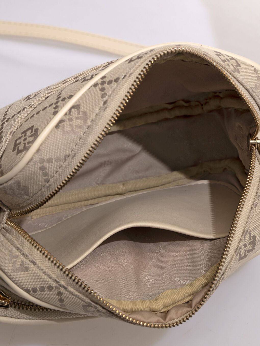 Bej Fossil Desenli Kadın Çapraz Çanta-6