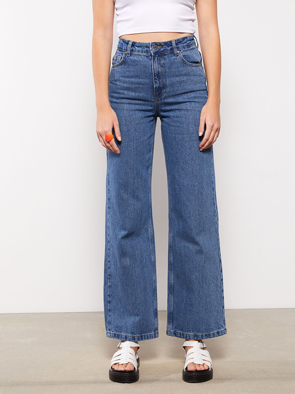 Mavi Yüksek Bel Wideleg Düz Cep Detaylı Kadın Jean Pantolon-3