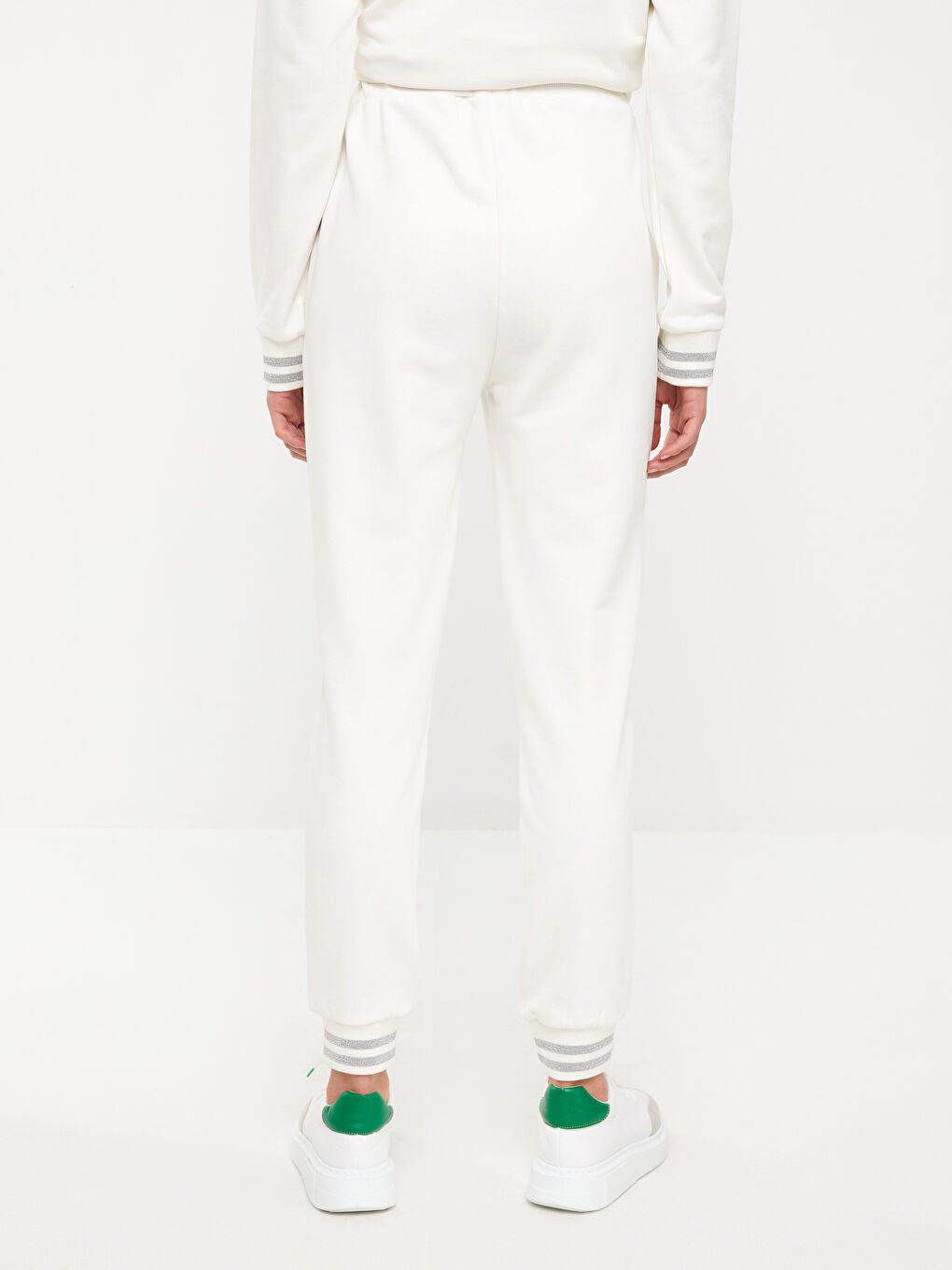 Beyaz Beli Lastikli Düz Pamuklu Kadın Kalın Jogger Eşofman Altı-5