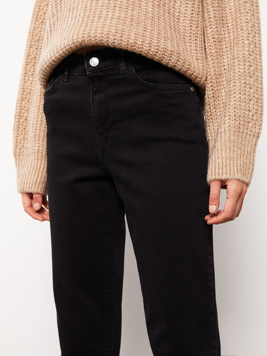 High Waisted Straight Fit Women's Jeans-2