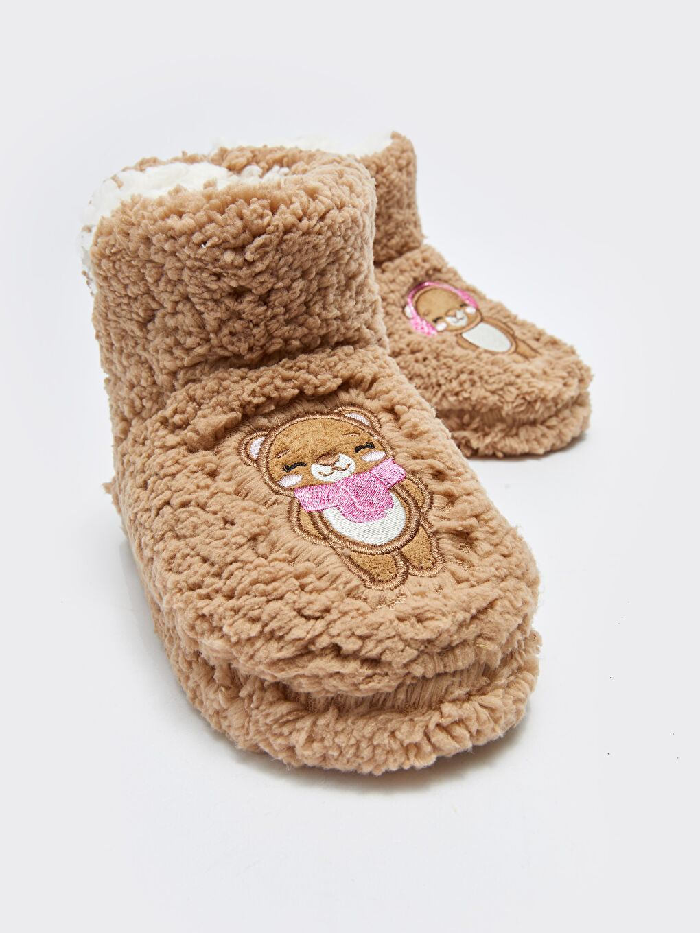 Bej Nakış Detaylı Pelüş Kız Çocuk Ev Botu-2