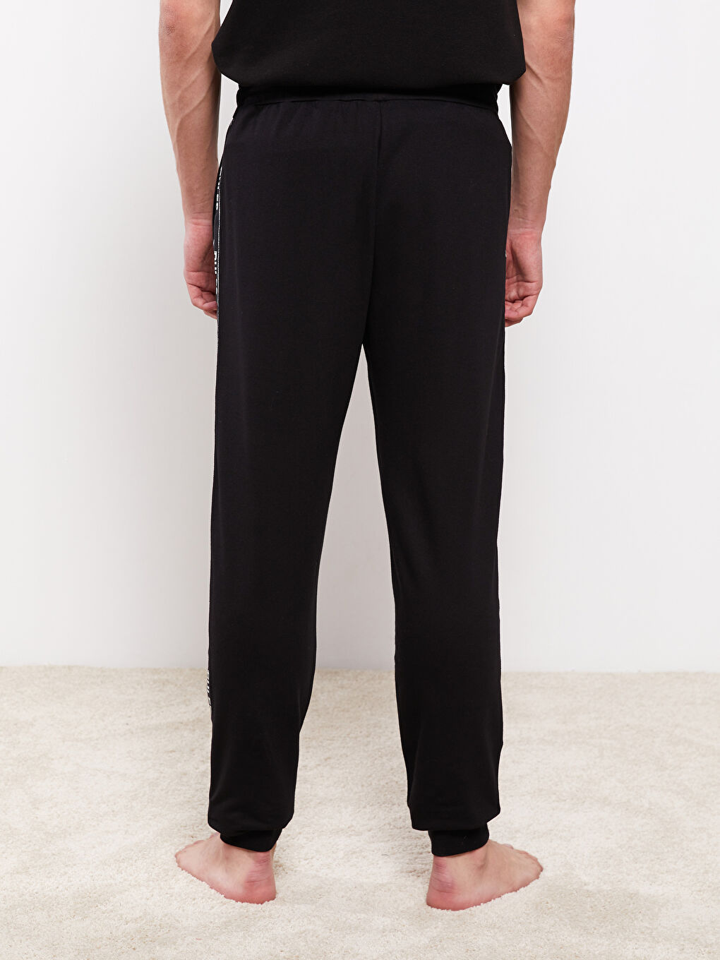 Standardni kroj Muški donji deo pidžame jogger-3