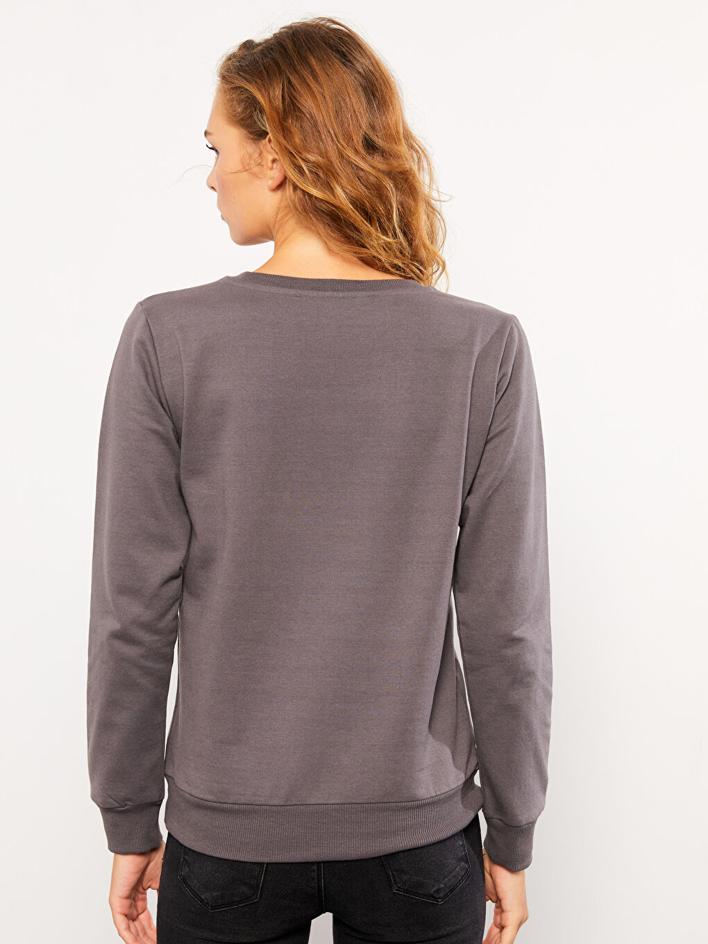 Gri Bisiklet Yaka Baskılı Uzun Kollu Kadın Sweatshirt-4