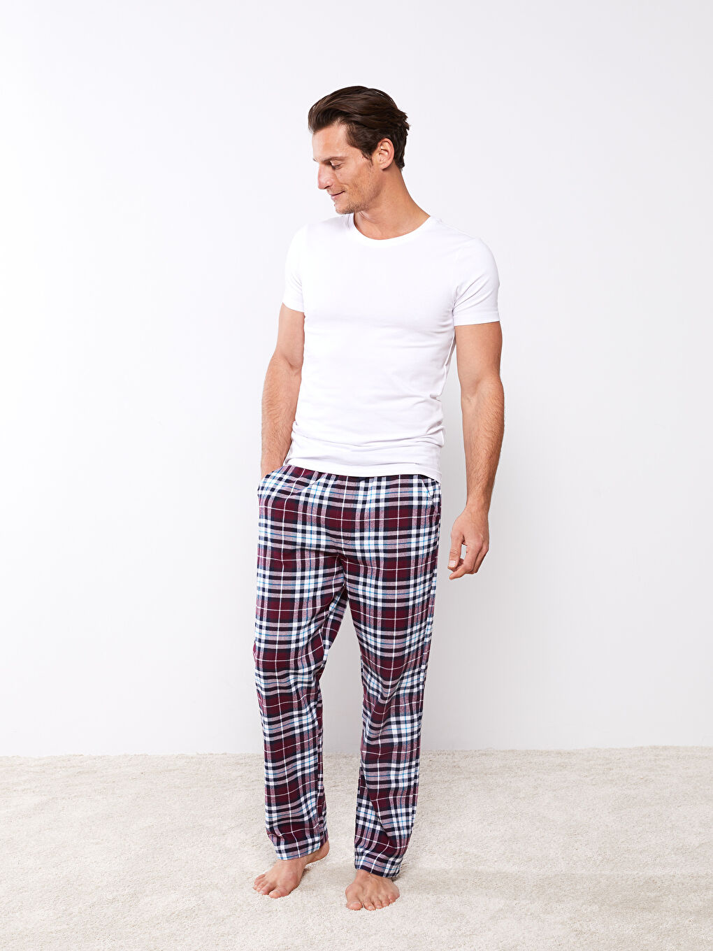 LC WAIKIKI Regular Fit Plaid Men's Pyjama Bottoms -W2CD02Z8-LQV