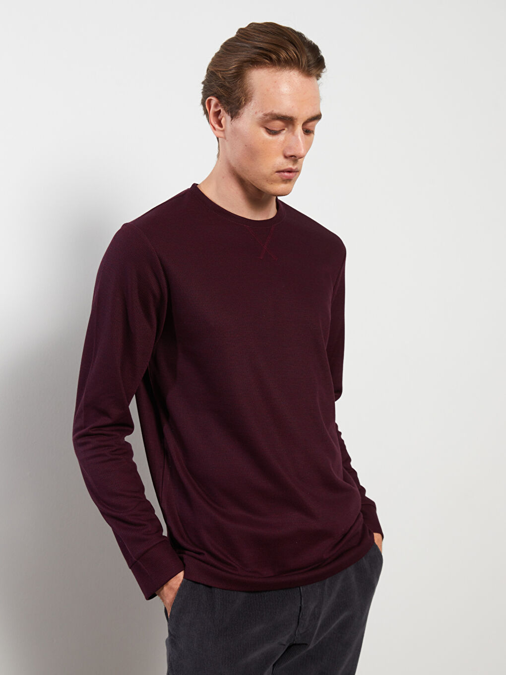 LCWAIKIKI Classic Bordo Bisiklet Yaka Uzun Kollu Erkek Sweatshirt