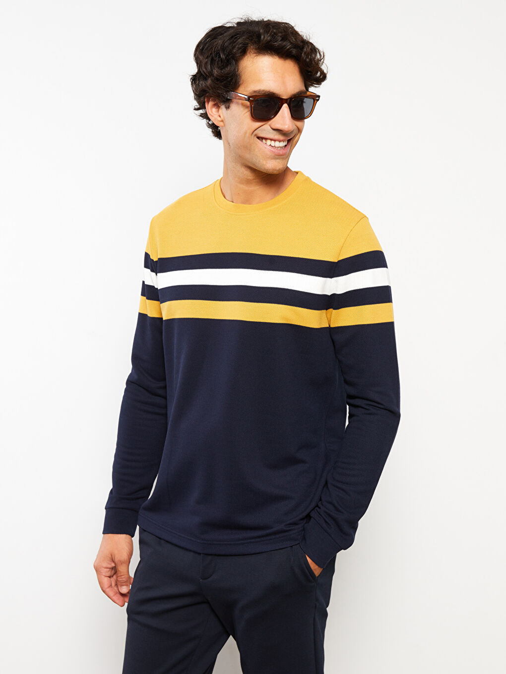 LCWAIKIKI Classic Crew Neck Long Sleeve Striped Pique Men's T-Shirt -W2CE00Z8-LKH