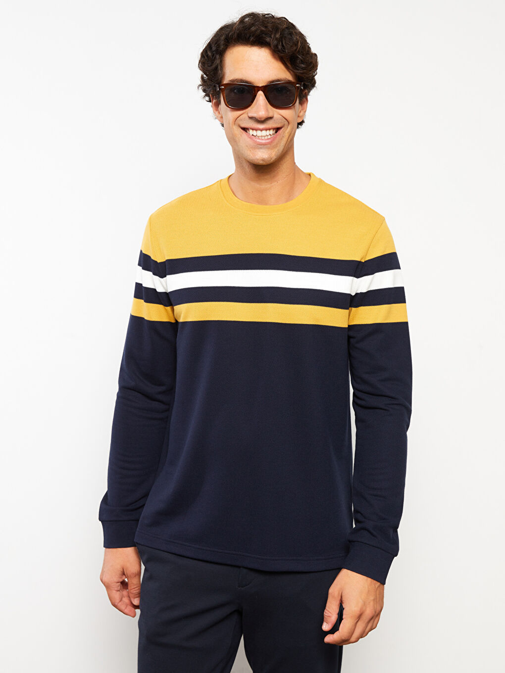 LCWAIKIKI Classic Crew Neck Long Sleeve Striped Pique Men's T-Shirt -W2CE00Z8-LKH