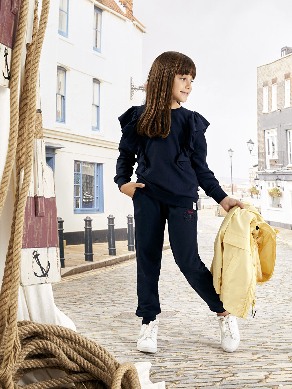 Lacivert Beli Lastikli Nakışlı Kız Çocuk Jogger Eşofman Altı-1