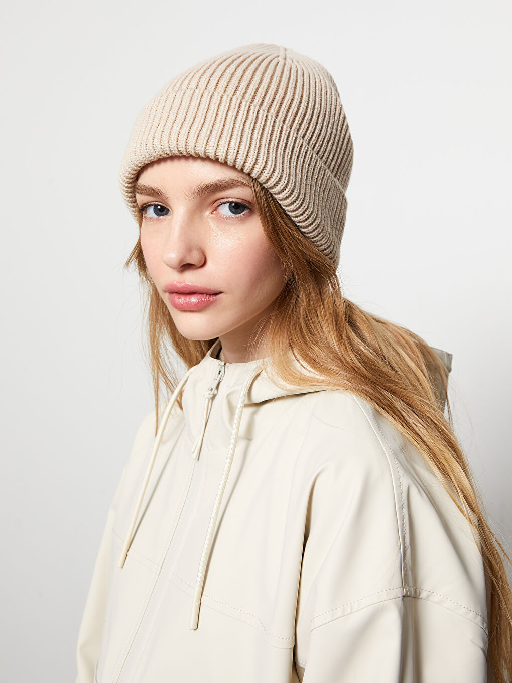 Bej Kadın Düz Triko Bere-1