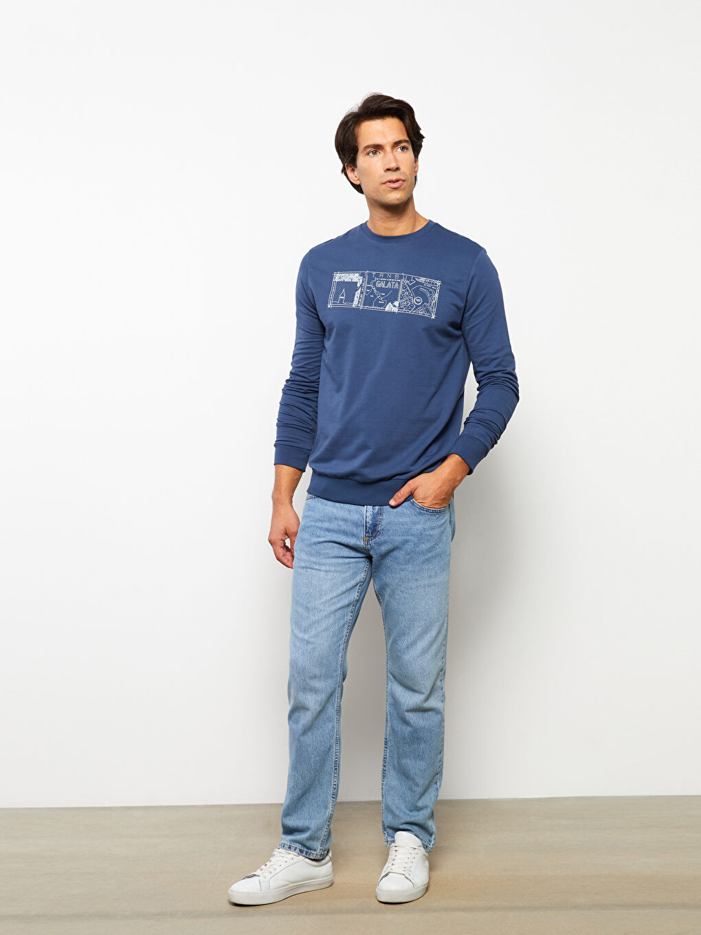 Lacivert Bisiklet Yaka Uzun Kollu Baskılı Erkek Sweatshirt