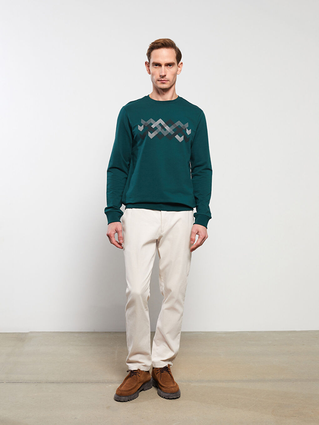 Yeşil Bisiklet Yaka Uzun Kollu Desenli Erkek Sweatshirt-2