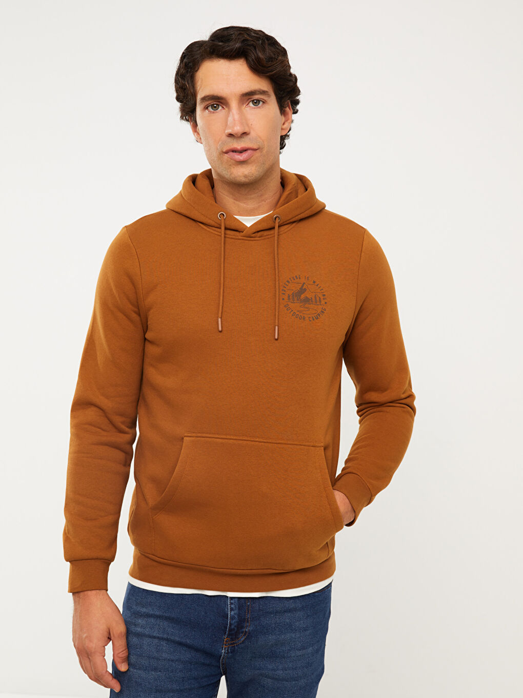 Kahverengi Uzun Kollu Baskılı Erkek Kalın Hoodie-1