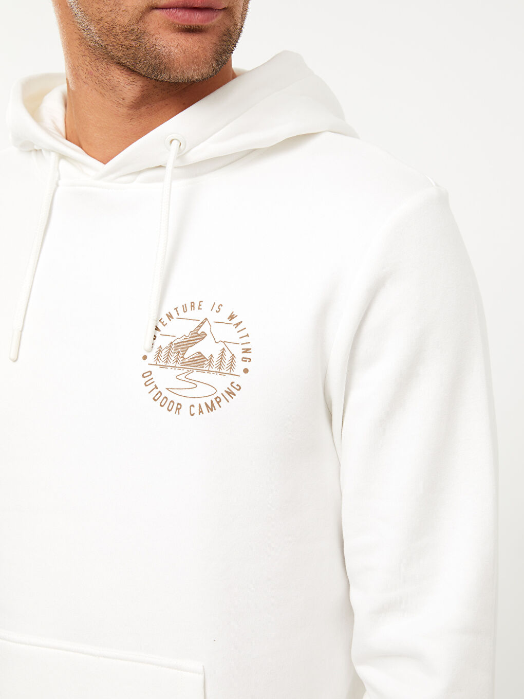 LCWAIKIKI Classic Ekru Uzun Kollu Baskılı Erkek Kalın Hoodie - 3