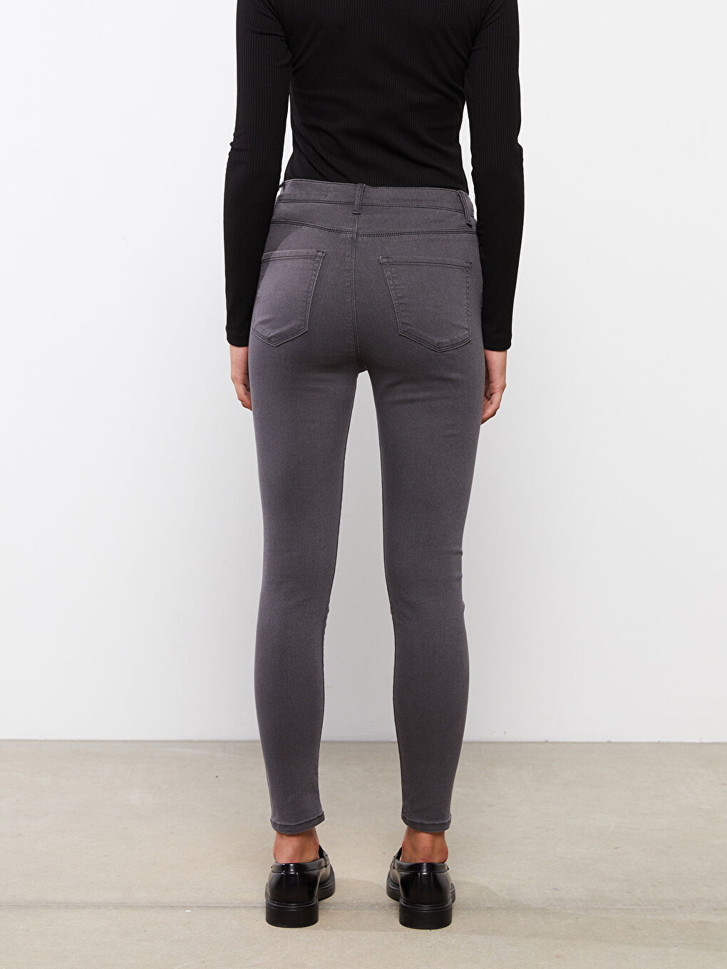Gri Kadın Slim Fit Düz Jean Pantolon-4