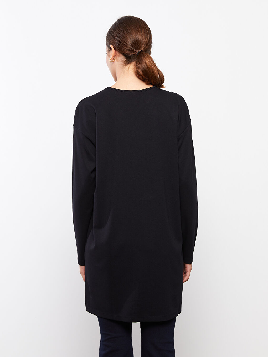 Siyah Bisiklet Yaka Baskılı Uzun Kollu Kadın Tişört-4