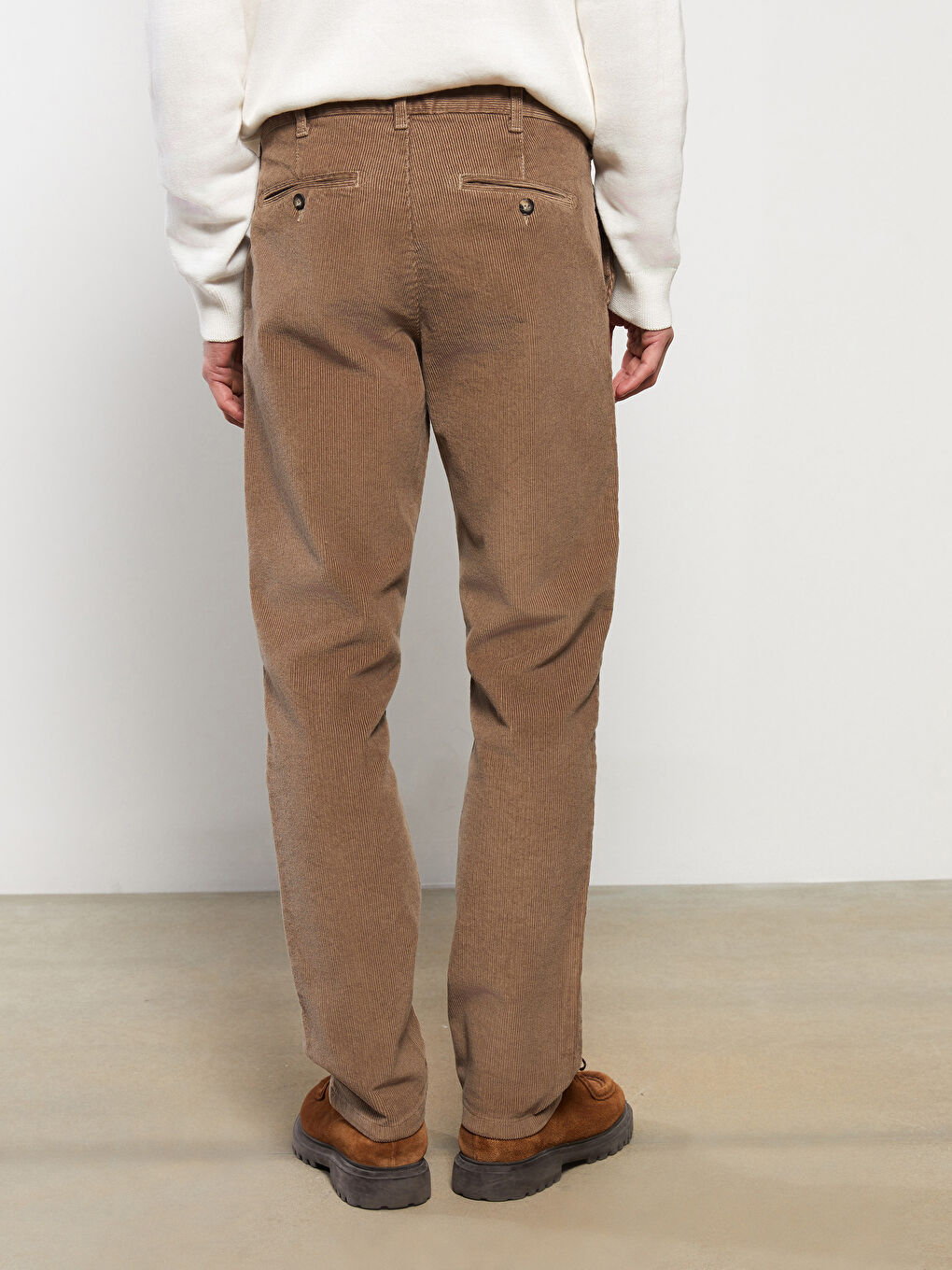 LCWAIKIKI Classic Chino-Hose für Herren aus Samt in normaler Passform -W2CH01Z8-H7H