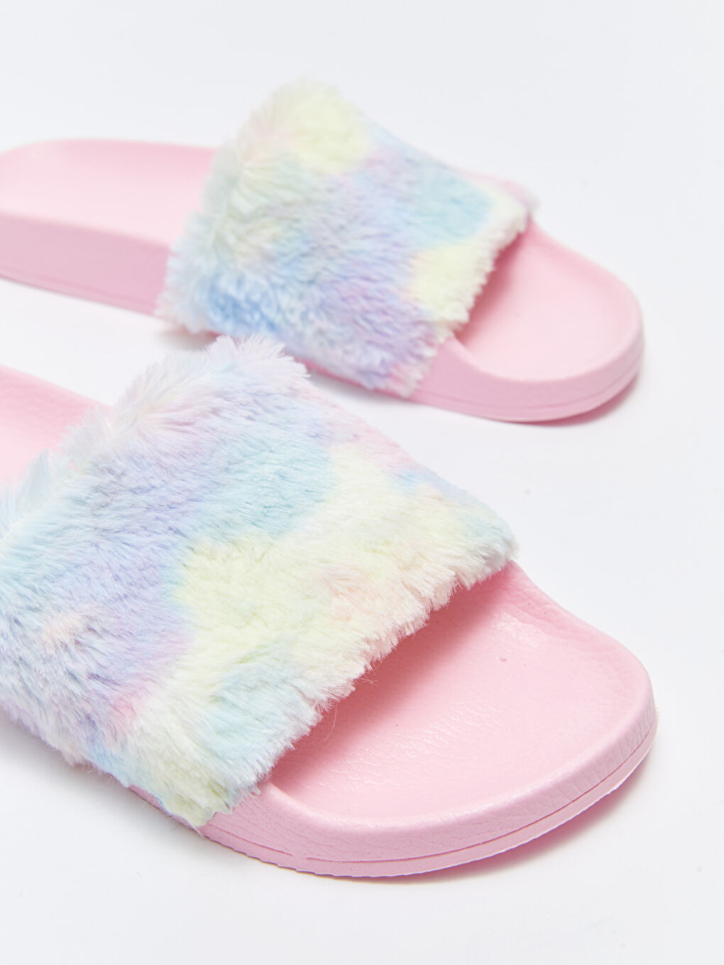 Pembe Pelüş Kız Çocuk Ev Terliği-2