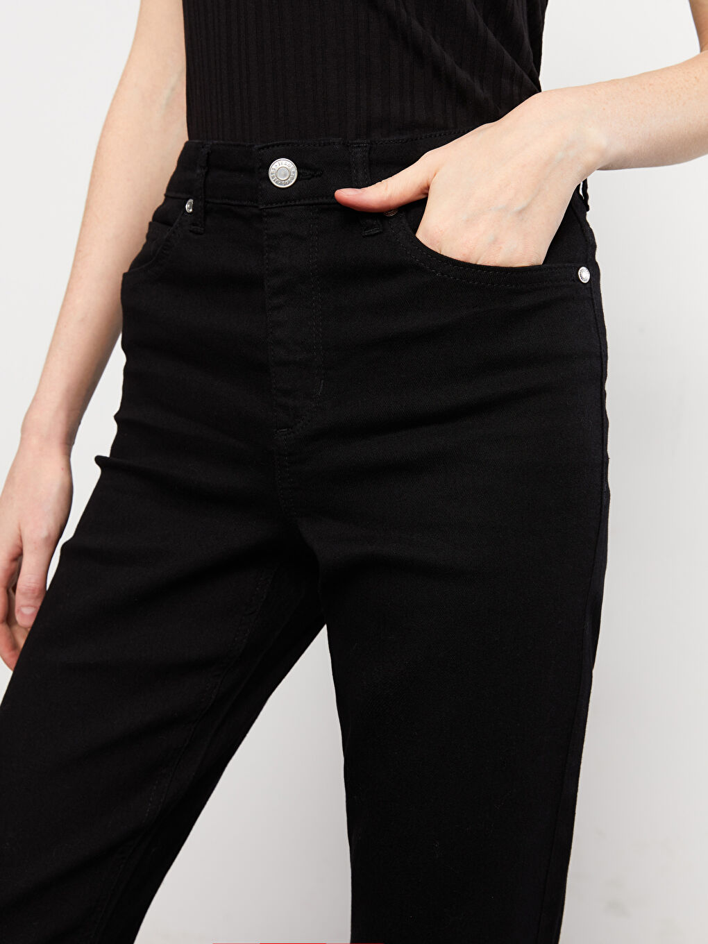 Jean en Denim Rodeo Taille Haute Coupe Svelte Détail Poche Régulière pour Femmes-2