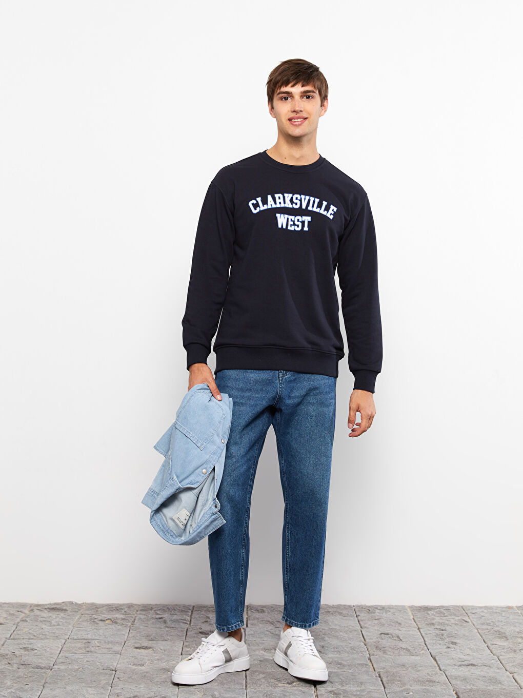 Crew Neck Long Sleeve Printed Men's Sweatshirt