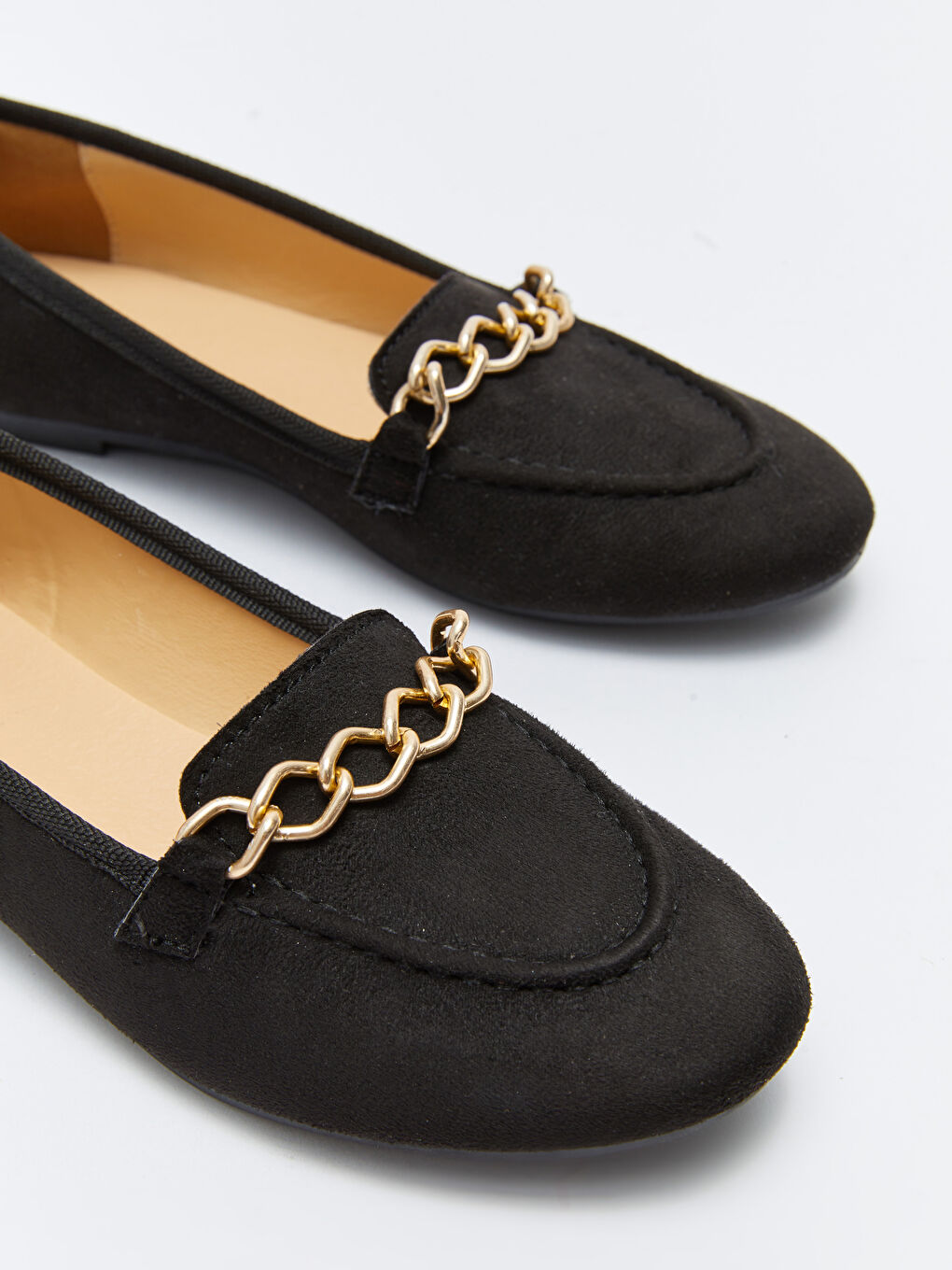 Siyah Kadın Zincir Detaylı Süet Görünümlü Babet Ayakkabı-2