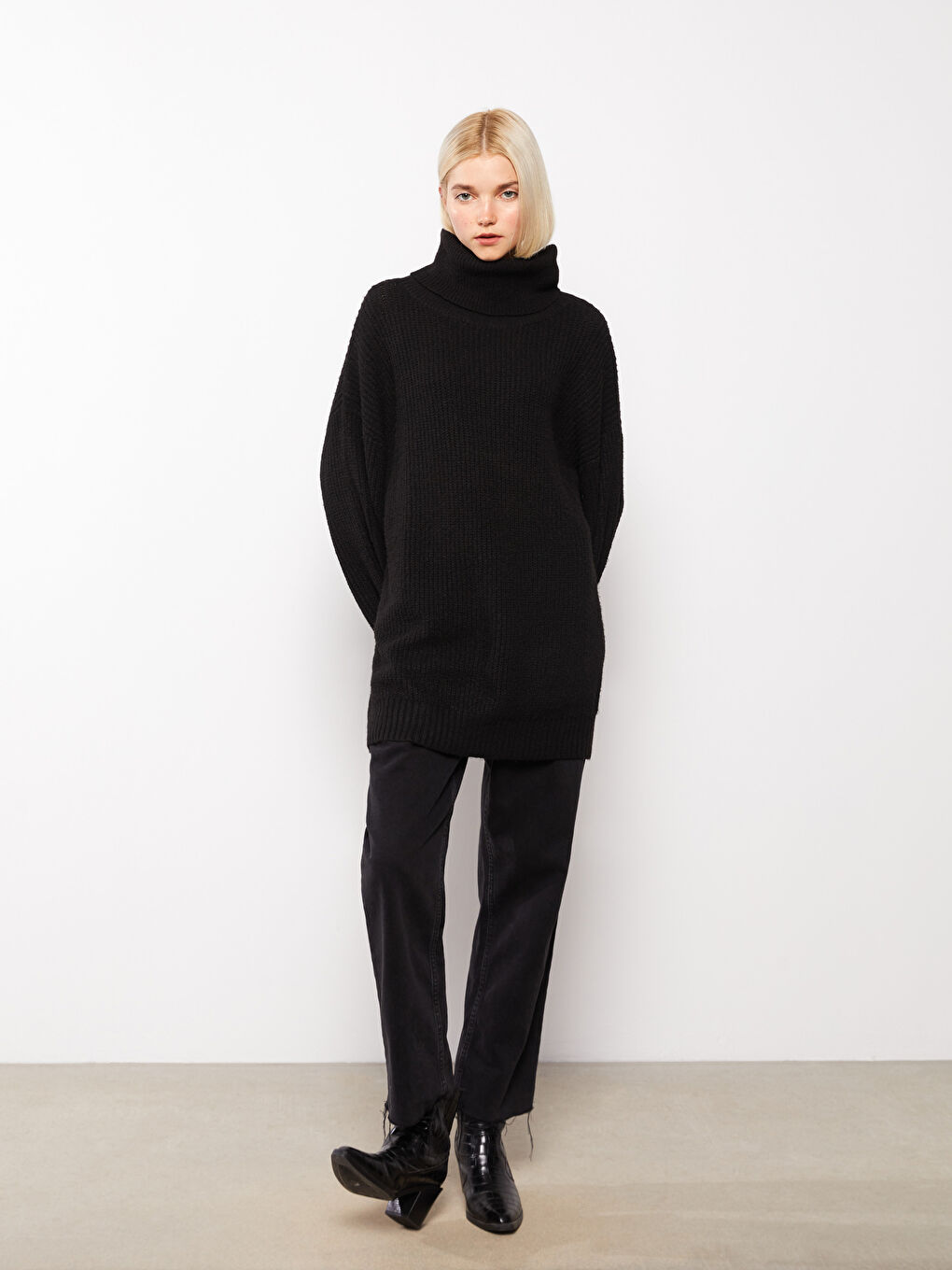 تونيك تريكو كم طويل سادة بياقة هاي نيك للسيدات-2