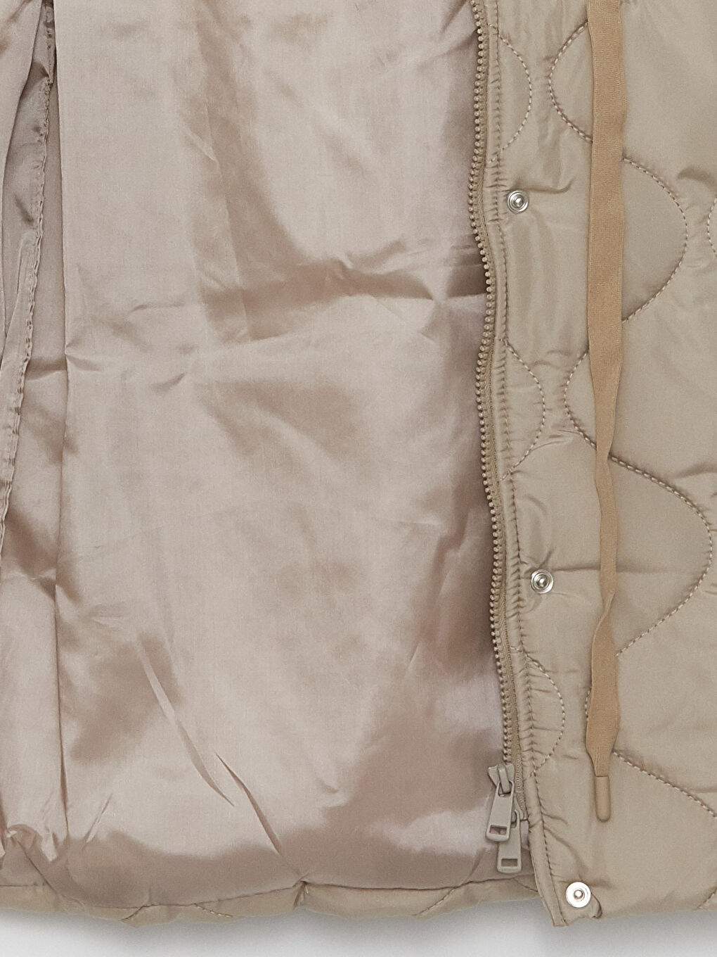 Kahverengi Kapüşonlu Kendinden Desenli Kadın Şişme Yelek-8