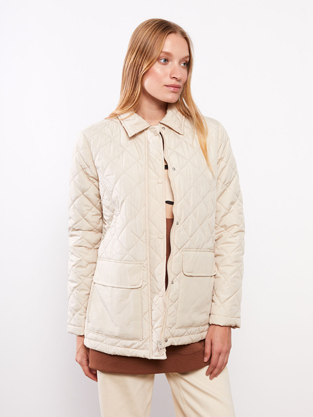 Bej Gömlek Yaka Kapitone Kadın Şişme Mont-1