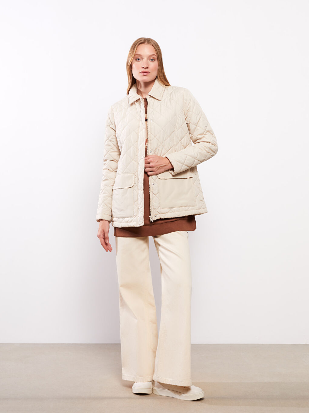 Bej Gömlek Yaka Kapitone Kadın Şişme Mont-2