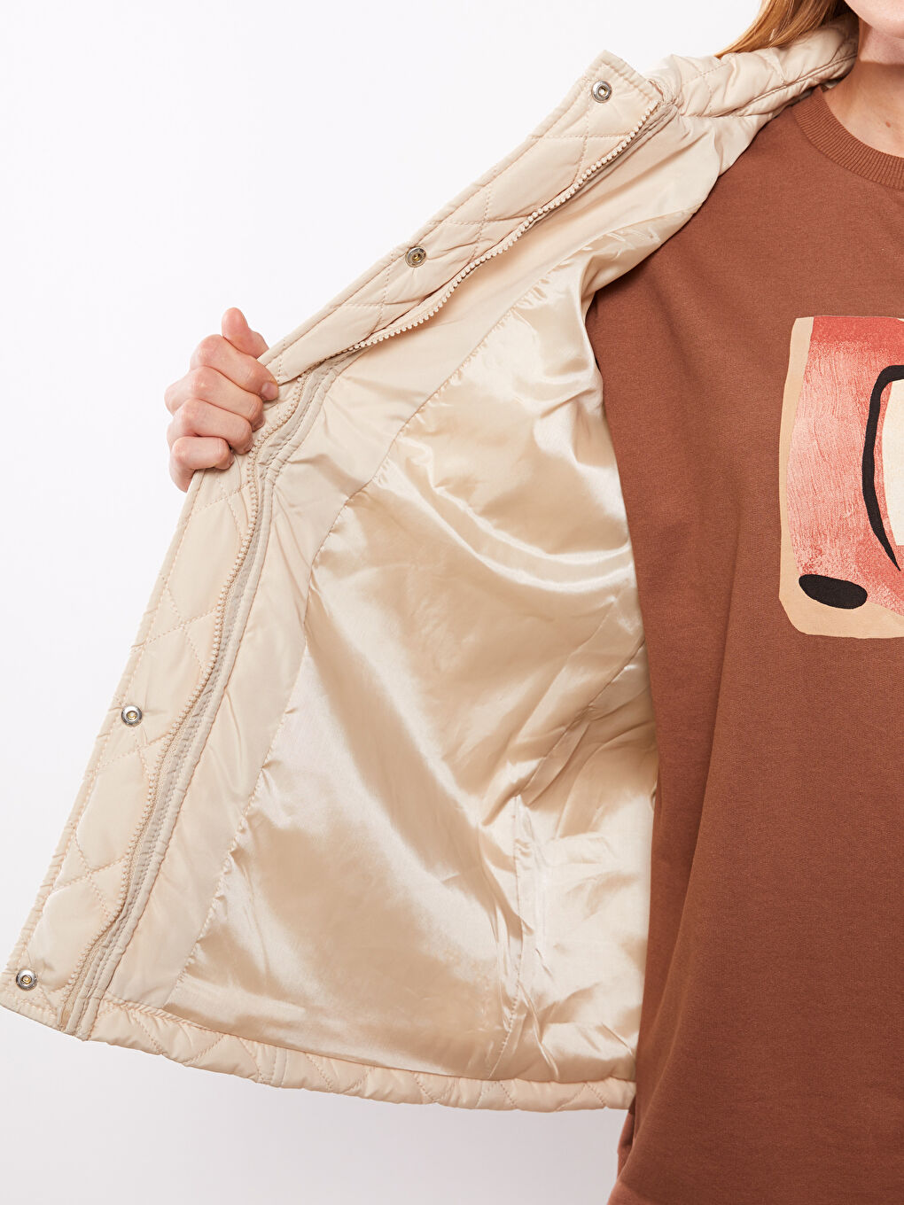 Bej Gömlek Yaka Kapitone Kadın Şişme Mont-4